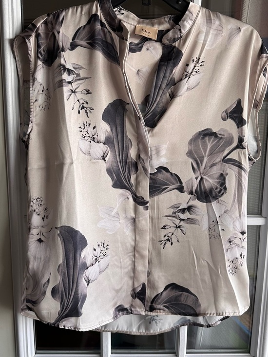 Elie Tahari Tops - Elie Tahari Cream Blouse with Gray Floral Print